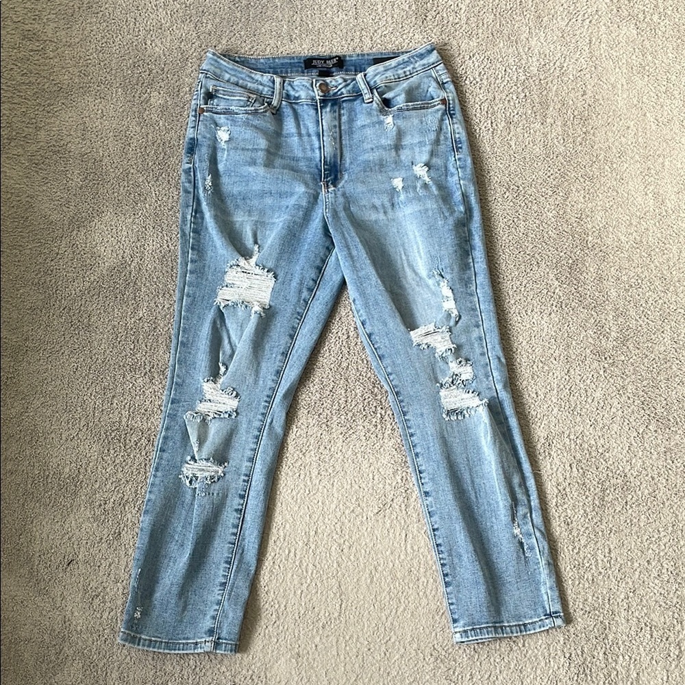 EC Judy Blue Boyfriend Fit Distressed Jeans - Size 9/29